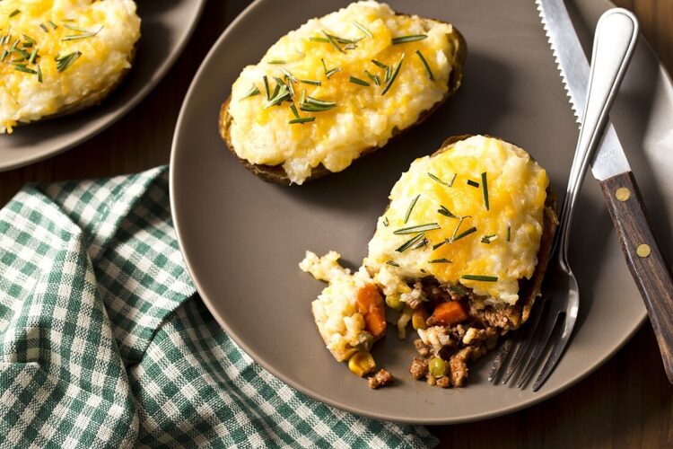 A Shepherd’s Pie twist on baked potatoes